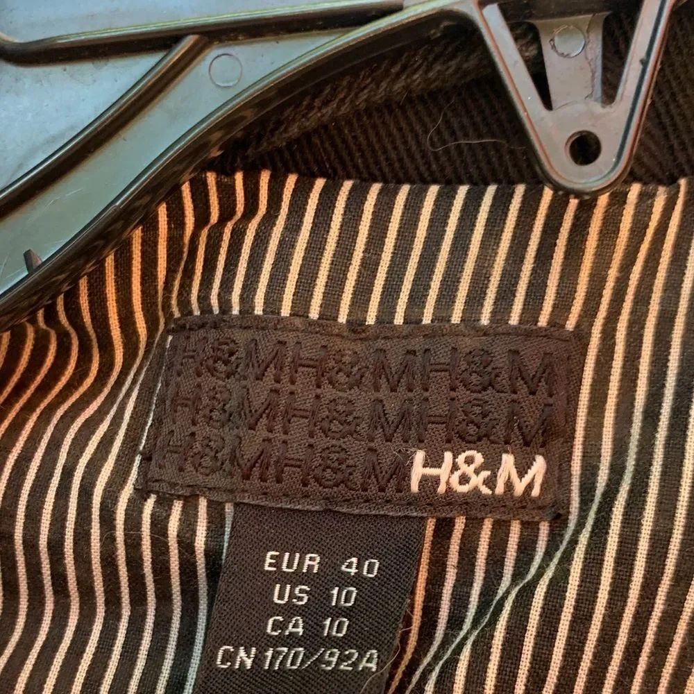 H&M Black Jacket - Picture 2 of 5